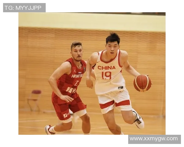 2017年中国男篮蓝队与克罗地亚的激烈对决回顾与分析