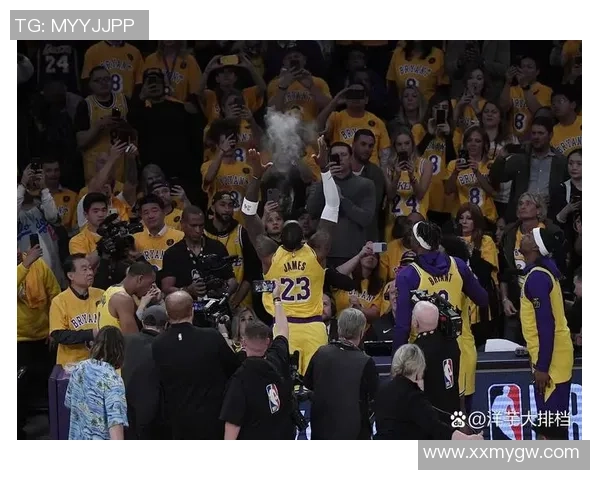 湖人主场迎战开拓者11月15日精彩对决值得期待 湖人主场迎战开拓者11月15日精彩对决值得期待